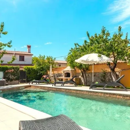 Vila Katarina By Guide